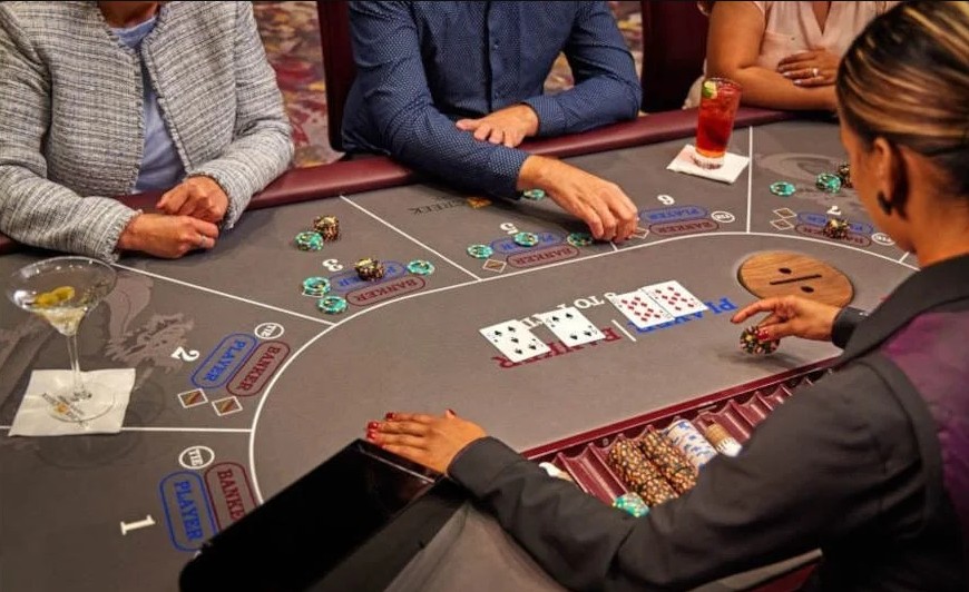 Should You Play Multiple Baccarat Tables at the Same Time?